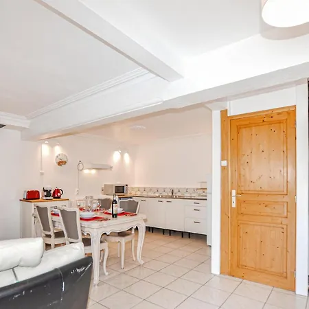 Cozy In With Kitchen Holiday home